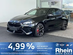 Black sapphire metallic (metallic) Gebraucht 2024 BMW 120 Shadowline Kleinwagen | 35.975 € (Guter Preis)