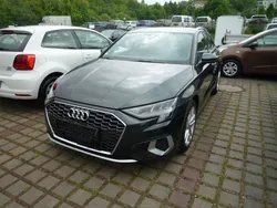 Grau Gebraucht 2022 Audi A3 Sportback Advanced Limousine | 24.900 € (Fairer Preis)