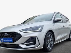 Silber Gebraucht 2024 Ford Focus ST-Line X Kombi | 23.549 € (Fairer Preis)