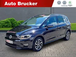 Schwarz Gebraucht 2017 VW Golf Sportsvan Sound Van / Kleinbus | 15.920 € (Teuer)