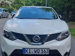 Weiß Gebraucht 2017 Nissan Qashqai Acenta SUV | 11.899 € (Fairer Preis)