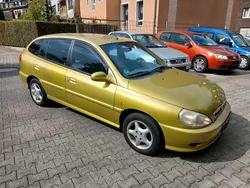 Gold Gebraucht 2001 Kia Rio Kleinwagen | 1.899 € (Teuer)