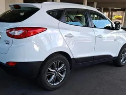 Weiß Gebraucht 2015 Hyundai ix35 SUV | 10.900 € (Etwas zu teuer)