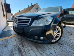 Schwarz Gebraucht 2014 Mercedes 220 Kombi | 8.200 €