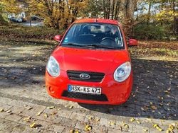 Rot Gebraucht 2011 Kia Picanto Attract Kleinwagen | 2.700 € (Fairer Preis)