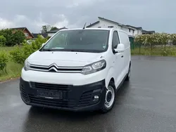 Weiß Gebraucht 2017 Citroën Jumpy Business Class Van / Kleinbus | 9.950 € (Guter Preis)