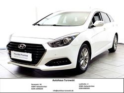 Polar white Gebraucht 2019 Hyundai i40 Trend Kombi | 14.970 € (Fairer Preis)