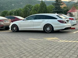 Weiß Gebraucht 2013 Mercedes CLS63 AMG Shooting Brake AMG Kombi | 44.999 €