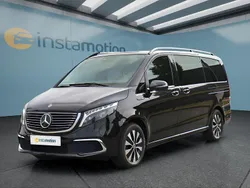 Schwarz Gebraucht 2021 Mercedes EQV300 Van / Kleinbus | 42.549 € (Fairer Preis)