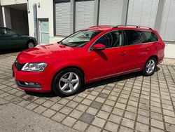 Rot Gebraucht 2012 VW Passat Highline Kombi | 10.999 € (Fairer Preis)