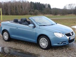 Blau Gebraucht 2007 VW Eos Cabrio | 4.000 € (Guter Preis)
