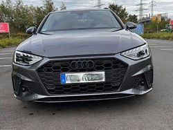 Grau Gebraucht 2022 Audi A4 S-Line Kombi | 32.900 € (Fairer Preis)