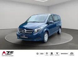 Blau Gebraucht 2018 Mercedes V200 Van / Kleinbus | 32.890 € (Fairer Preis)
