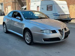 Silber Gebraucht 2006 Alfa Romeo GT Coupé | 1.950 €