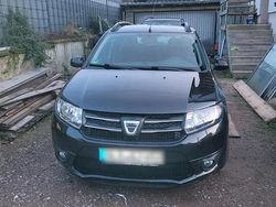 Schwarz Gebraucht 2015 Dacia Logan Prestige Kombi | 5.555 € (Etwas zu teuer)