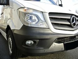 Weiß metallic Gebraucht 2015 Mercedes Sprinter Van | 17.900 €