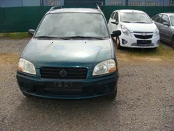 Grün Gebraucht 2000 Suzuki Ignis Club Kleinwagen | 650 €