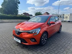 Orange Gebraucht 2022 Renault Clio V Business Limousine | 14.980 € (Fairer Preis)