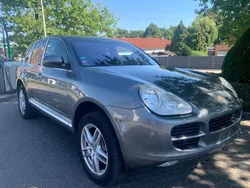 Grau Gebraucht 2006 Porsche Cayenne SUV | 5.750 € (Teuer)