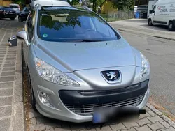 Silber Gebraucht 2010 Peugeot 308 Limousine | 4.000 € (Fairer Preis)