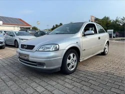 Starsilber m2 Gebraucht 1999 Opel Astra Classic Limousine | 700 €