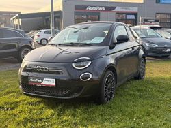 Schwarz Gebraucht 2022 Fiat 500e Icon Cabrio | 21.890 € (Fairer Preis)