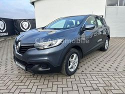 Grau Gebraucht 2017 Renault Kadjar Life SUV | 7.900 € (Fairer Preis)