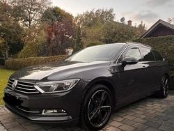 Grau Gebraucht 2015 VW Passat Kombi | 11.450 € (Fairer Preis)