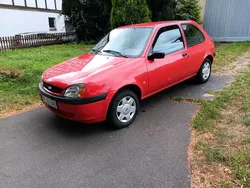 Rot Gebraucht 2002 Ford Fiesta Kleinwagen | 1.100 € (Guter Preis)