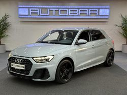 Grau Gebraucht 2024 Audi A1 Sportback S-Line Kleinwagen | 23.900 € (Fairer Preis)