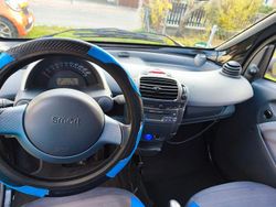 Weiß Gebraucht 2006 Smart ForTwo Coupé Pure Coupé | 2.500 € (Fairer Preis)