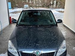 Silber Gebraucht 2011 Skoda Fabia Kleinwagen | 3.450 € (Guter Preis)