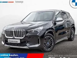 Saphirschwarz Gebraucht 2023 BMW iX1 xLine SUV | 38.900 € (Fairer Preis)