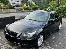 Schwarz Gebraucht 2007 BMW 530 Limousine | 7.200 € (Fairer Preis)