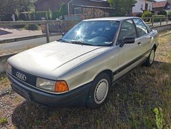 Grau Gebraucht 1988 Audi 80 Limousine | 3.199 €