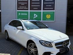 Weiß Gebraucht 2016 Mercedes E220 AMG line Limousine | 26.490 € (Etwas zu teuer)