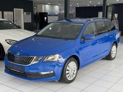 Blau Gebraucht 2019 Skoda Octavia Ambition Kombi | 14.490 € (Guter Preis)