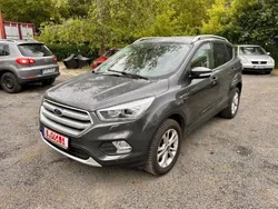 Grau Gebraucht 2017 Ford Kuga Titanium SUV | 14.900 € (Guter Preis)