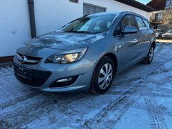 Silbersee/perl silber (m2) Gebraucht 2013 Opel Astra Selection Kombi | 3.500 € (Superpreis)