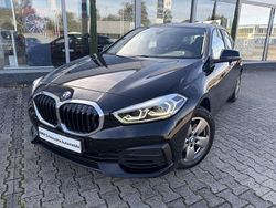 Schwarz Gebraucht 2022 BMW 118 Advantage Kleinwagen | 24.730 € (Etwas zu teuer)