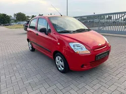 Super red (solid) Gebraucht 2009 Chevrolet Matiz Kleinwagen | 2.450 € (Etwas zu teuer)