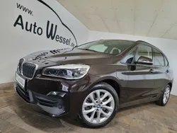 Braun Gebraucht 2020 BMW 225 Active Tourer Performance Van / Kleinbus | 21.500 € (Fairer Preis)