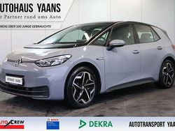 Grau Gebraucht 2023 VW ID.3 Pro Performance Kleinwagen | 21.889 € (Superpreis)