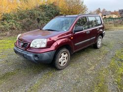Rot Gebraucht 2002 Nissan X-Trail SUV | 1.250 € (Superpreis)