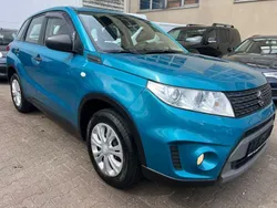Blau Gebraucht 2016 Suzuki Vitara Club SUV | 11.690 € (Fairer Preis)