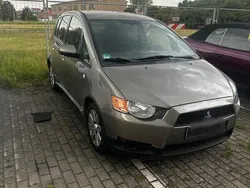 Braun Gebraucht 2011 Mitsubishi Colt Kleinwagen | 3.999 € (Guter Preis)