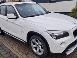 Alpinweiss iii Gebraucht 2011 BMW X1 SUV | 9.880 € (Fairer Preis)