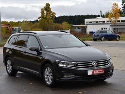 Grau Gebraucht 2020 VW Passat Kombi | 25.990 € (Teuer)