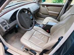 Schwarz Gebraucht 1994 Mercedes C200 Limousine | 2.400 €