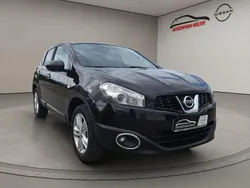 Violett Gebraucht 2014 Nissan Qashqai Acenta SUV | 9.990 €